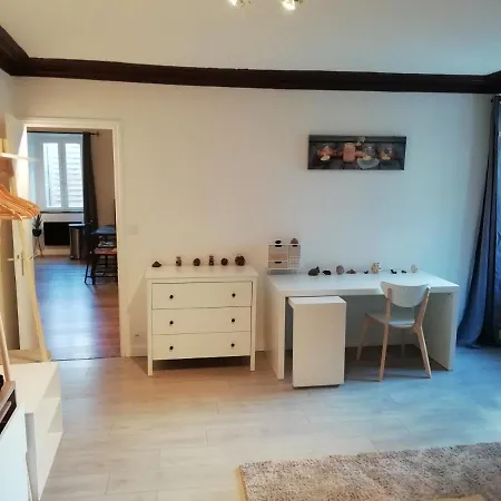 Charmant Appartement Plein Centre Auray Exterior photo