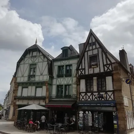 Charmant Appartement Plein Centre Auray Exterior photo